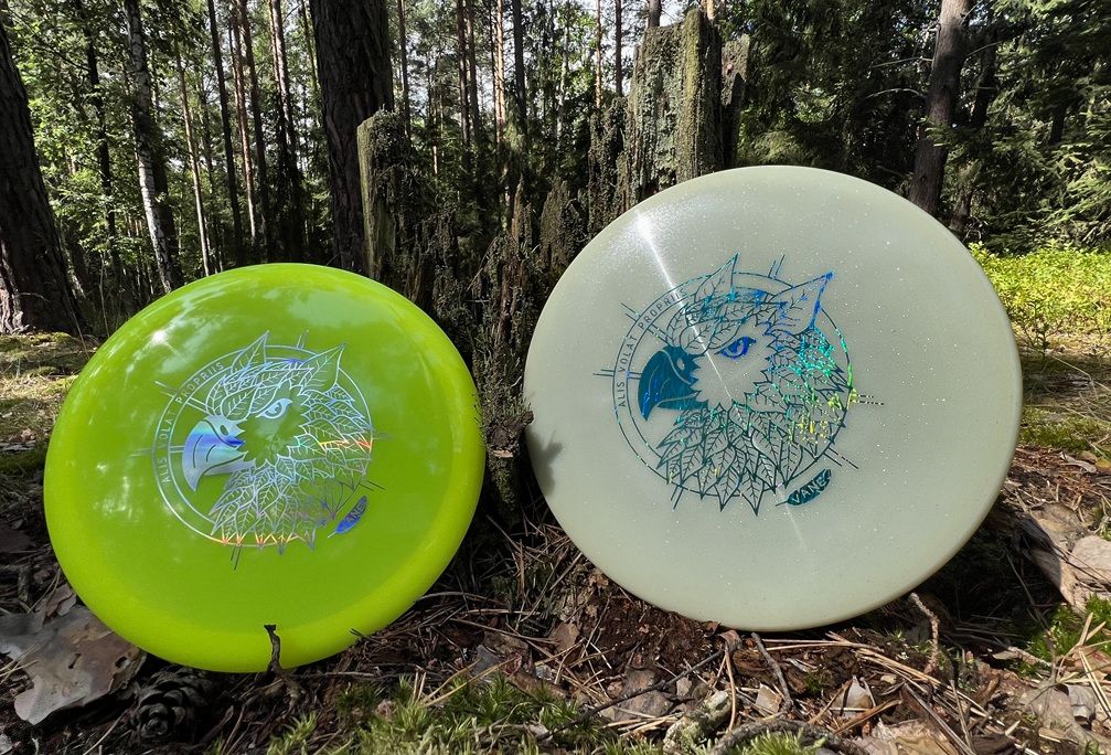vane_stamps-leafy_griffins